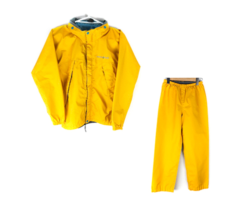 中古 Mont Bell モンベル レインウェア レイントレッカー キッズ 上下セット イエロー 150 中古販売一覧 登山 キャンプ用品中古販売キュートレック